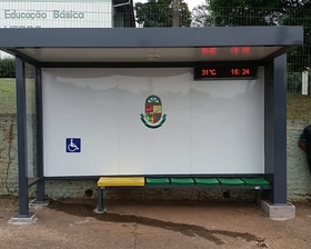 Abrigos de passageiro de ônibus