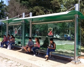 Abrigos de passageiro de ônibus