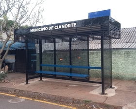 Abrigos de passageiro de ônibus